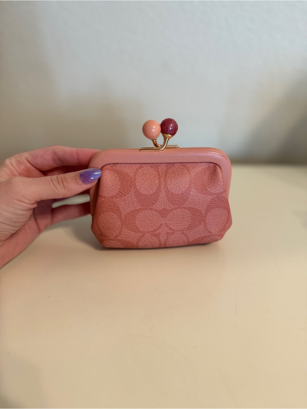 Coach Pink Signature Kiss-Lock Coin Pouch with Two-Tone Beads - Picture 2 of 6